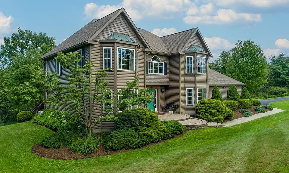 1st image of 53 Silver Oak Dr