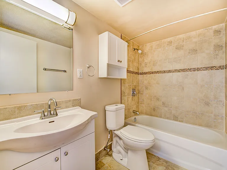 2600 Don Mills Rd — Photo 22
