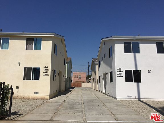 2nd image of 601 W 46th St