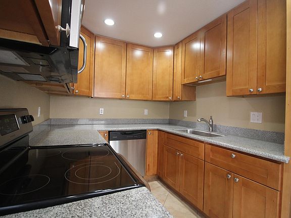 2nd image of 2192 Aza Dr APT 6