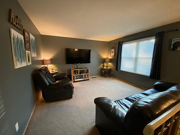2nd image of 4608 Skyview Dr