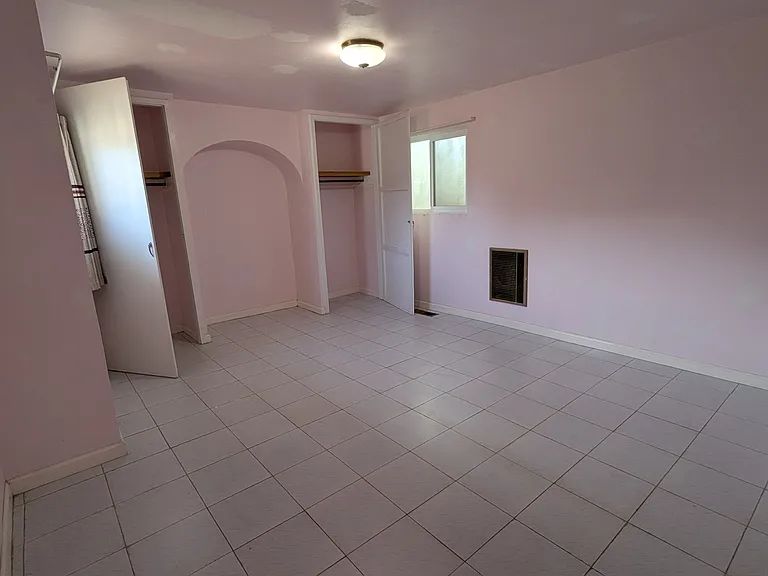 141 S McPherson St — Photo 7