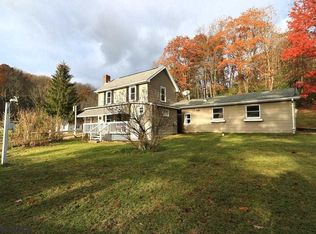 1813 Sunnyside Hollow Rd, Port Matilda, PA 16870