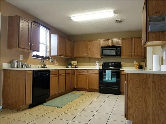 3rd image of 5125 River Rock Blvd
