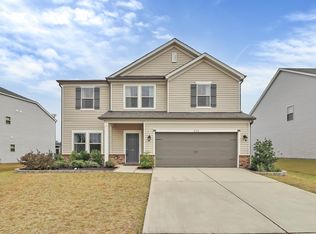 8315 Flint Hill Dr, Charlotte, NC 28273