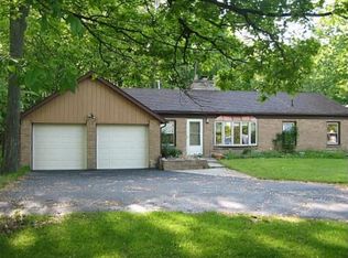 21512 Orchard Lake Rd, Farmington Hills, MI 48336