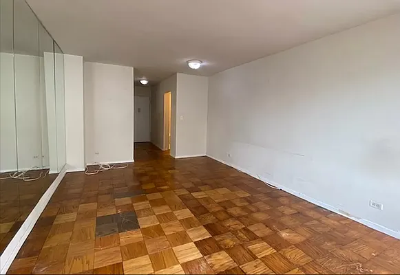 Rented by REAL New York | media 4