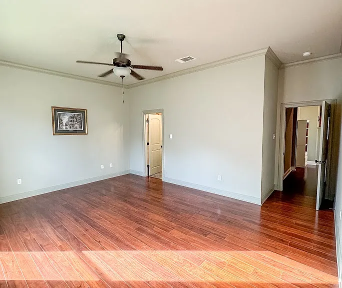 8333 Valencia Ct — Photo 11