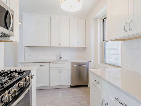 5th image of 300 E 40th St APT 26B
