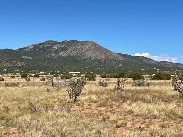 254 Entranosa Rd, Edgewood, NM 87015