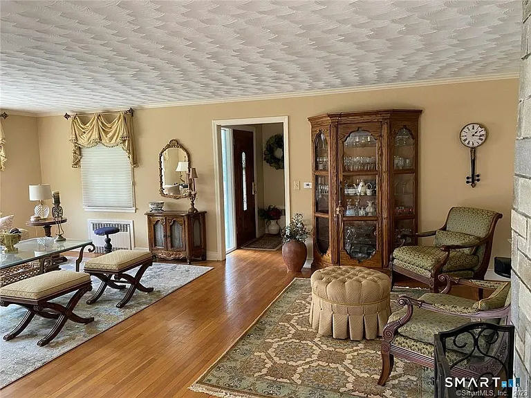 94 Fennbrook Dr — Photo 25