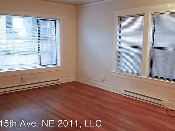 5th image of 5241 15th Ave NE APT 3