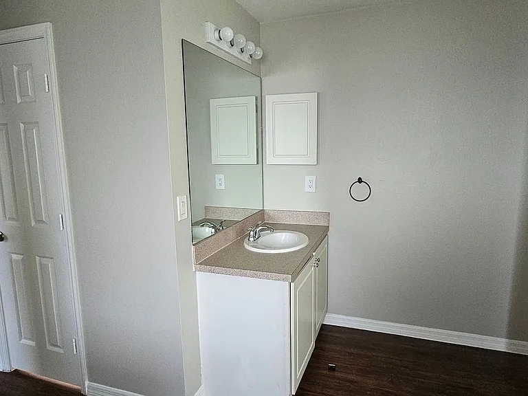 1530 SW 19th Ave — Photo 19