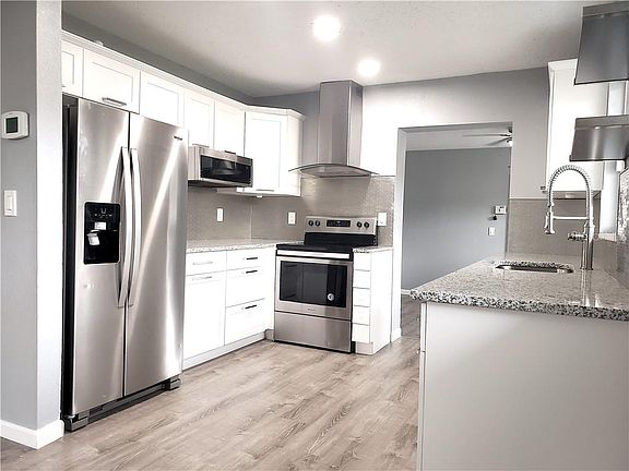 5th image of 3114 W Haya St