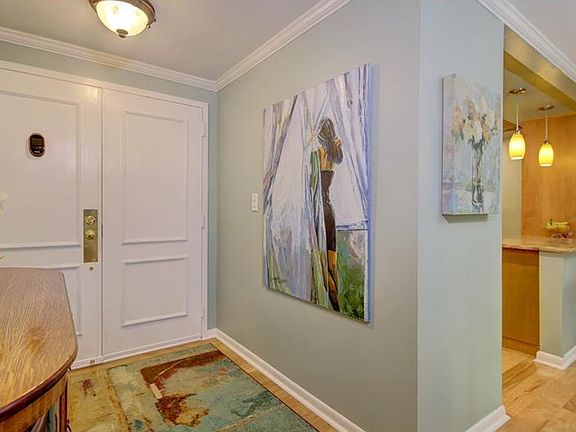2nd image of 150 Belleview Blvd APT 104