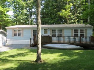 146 Spruce St, Greentown, PA 18426