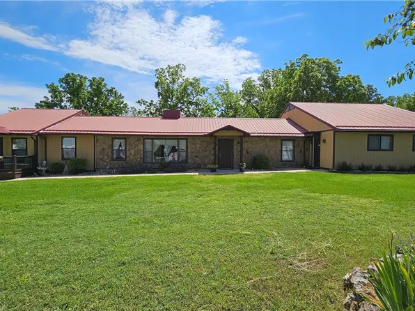 925 Highway 23 S, Eureka Springs, AR 72632