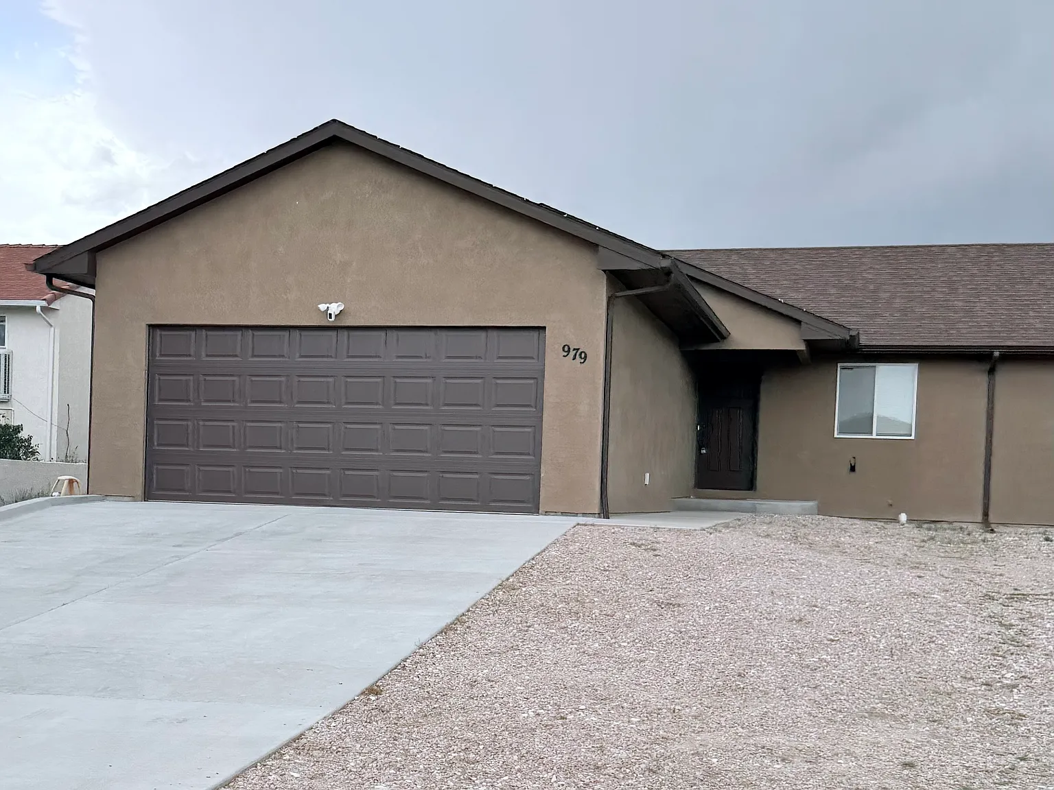 3 bed, 1469 sqft, $2,250 — Photo 1