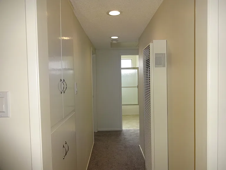 841 W 25th St #2 — Photo 18