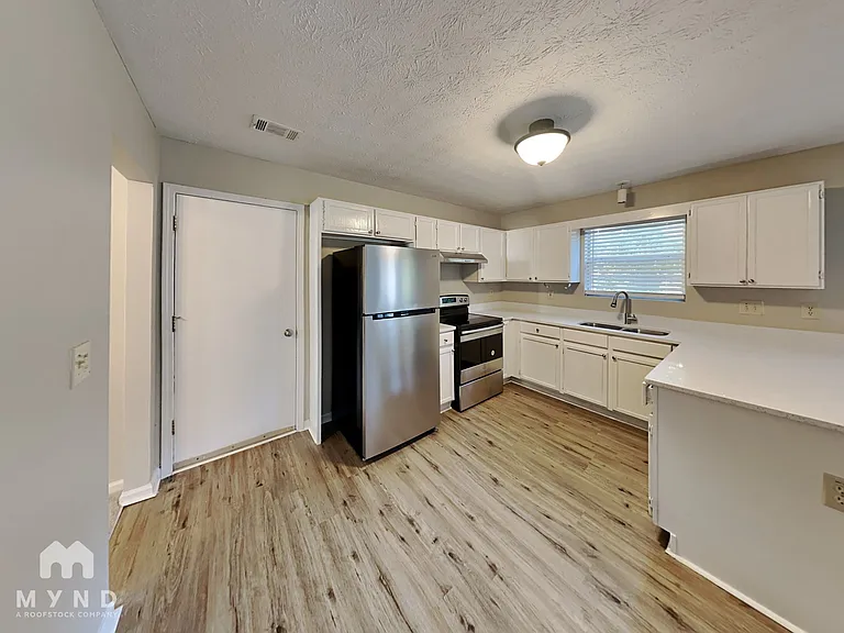 5631 Regency Manor Ct — Photo 8