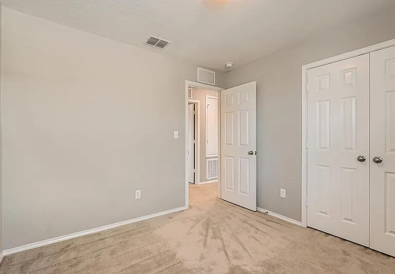 13927 Laurel Br — Photo 19