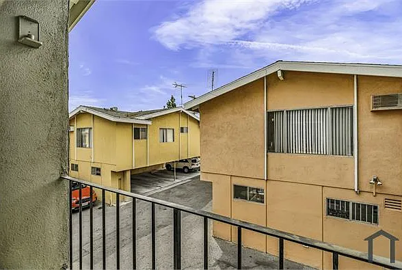 10027 Sepulveda Blvd #D — Photo 25