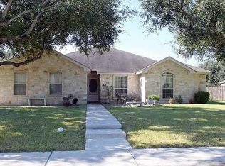 515 Saint Thomas St, Lockhart, TX 78644