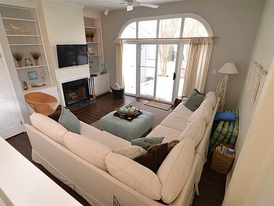 1st image of 68 Henlopen Gdns