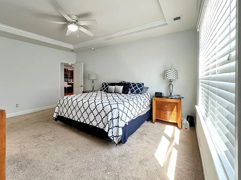 4809 Pitkin Ave — Photo 14