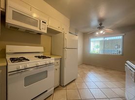 Courtyard Apartments