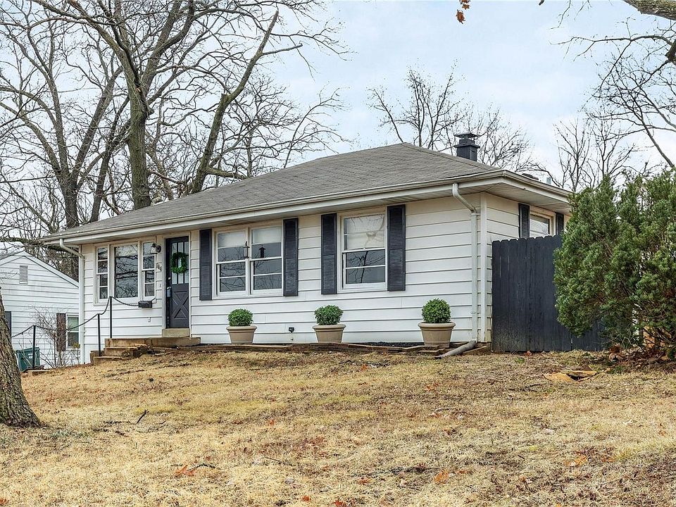 1st image of 366 Frieda Ave