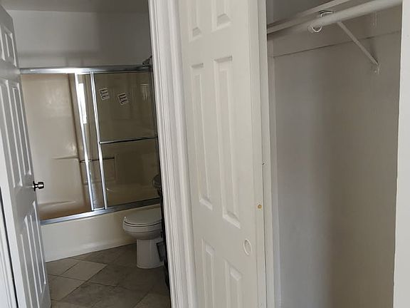 5th image of 3924 W 113th St APT 11