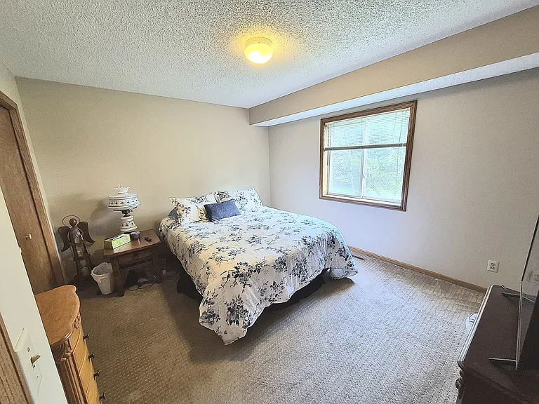9223 W 126th St — Photo 7
