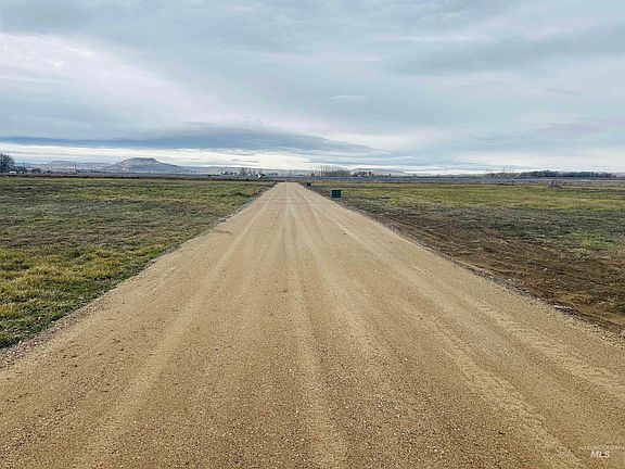4th image of 2 Plat Hwy #2411-201