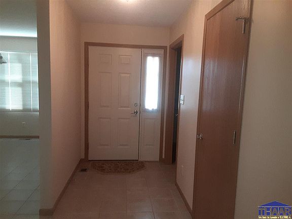 2nd image of 3993 Trey Cir
