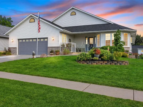 2150 Edwin Ct, Marion, IA 52302