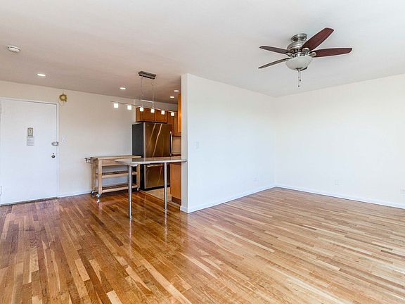 2nd image of 21050 41st Ave APT 5M