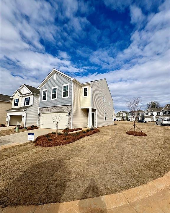 1st image of 5319 Amaryllis Way