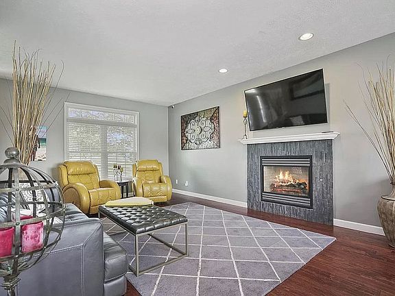 4th image of 7647 Golf Meadows Dr SE