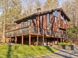 770 Country Club Rd, Greenfield, MA 01301