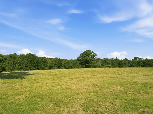 Keck Rd, Siloam Springs, AR 72761