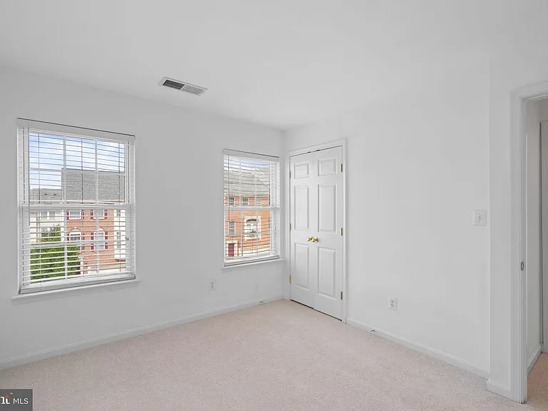 9023 Brewer Creek Pl — Photo 25