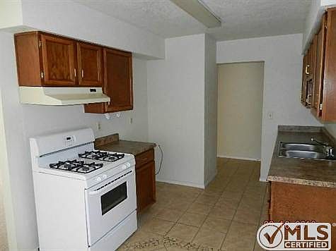 3rd image of 1230 Southwestern Dr