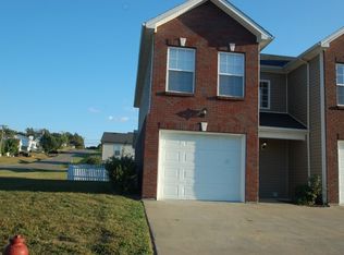 118 Darby Woods Ct, Radcliff, KY 40160