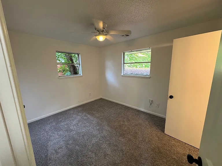 820 Butler St — Photo 7