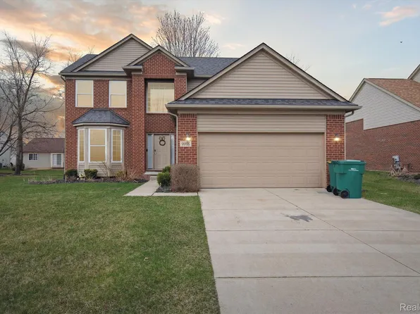 9998 Rolan Meadows Dr, Van Buren Township, MI 48111