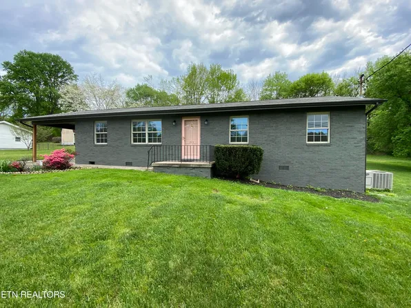 213 Barberry Dr, Knoxville, TN 37912
