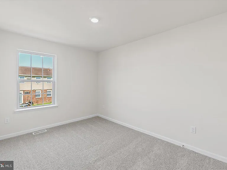 28 Whaler Dr — Photo 16
