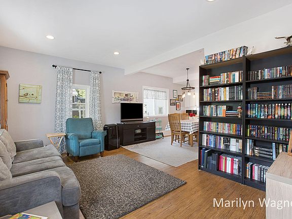 4th image of 657 Garfield Ave NW