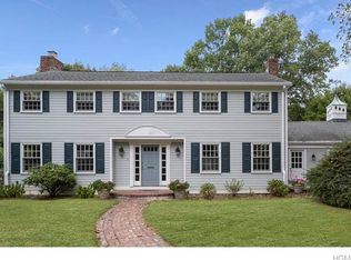 3 Rittenhouse Rd, Bronxville, NY 10708